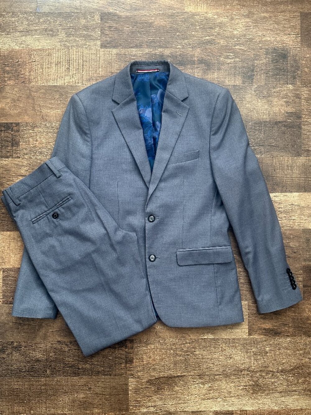 ⭐SOUL OF LONDON SLIM FIT SUIT In Gray, size 29R⭐